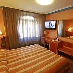 Hotel Paris Centro 2*