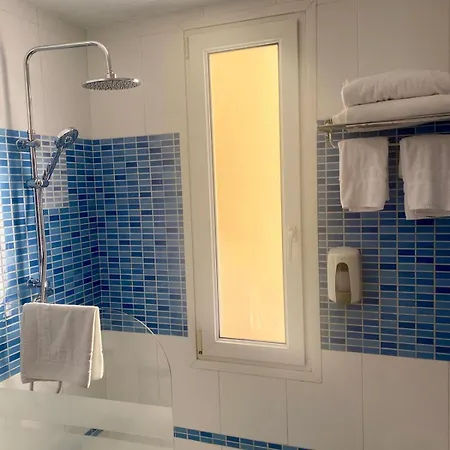 巴黎特罗酒店 酒店