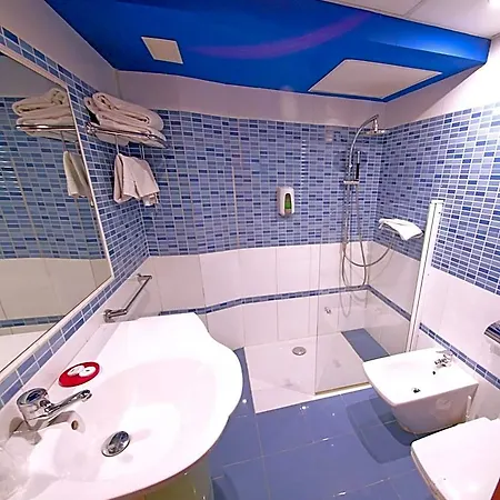 Hotel Paris Centro 2*