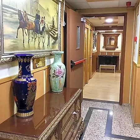 Hotel Paris Centro 2*
