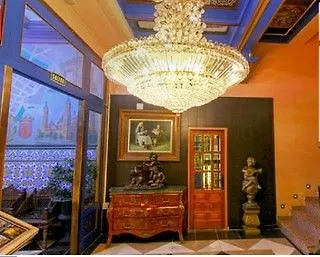 Szálloda Paris Centro 2*