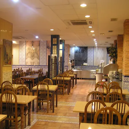 호텔 Paris Centro 2*