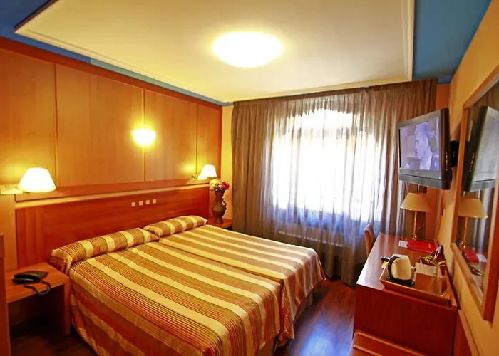 Szálloda Paris Centro 2*