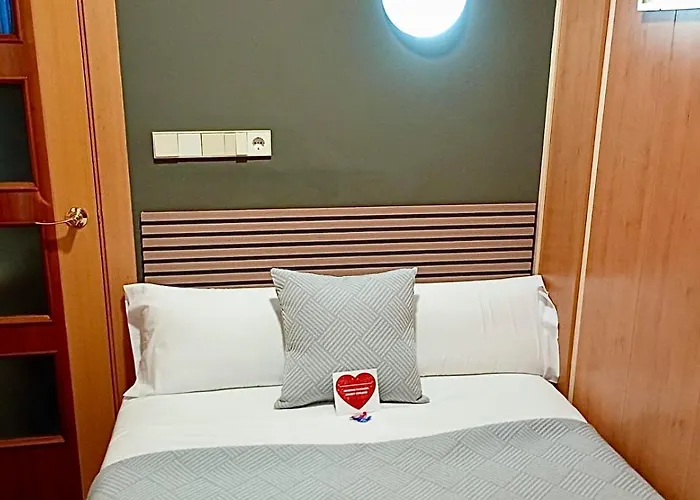 巴黎特罗酒店 酒店 2*