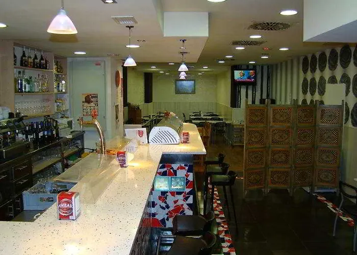 巴黎特罗酒店 酒店 萨拉戈萨