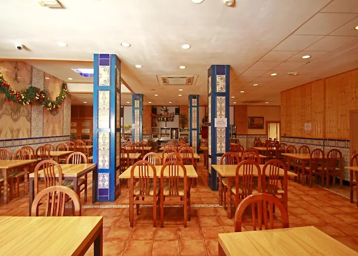 巴黎特罗酒店 酒店 萨拉戈萨