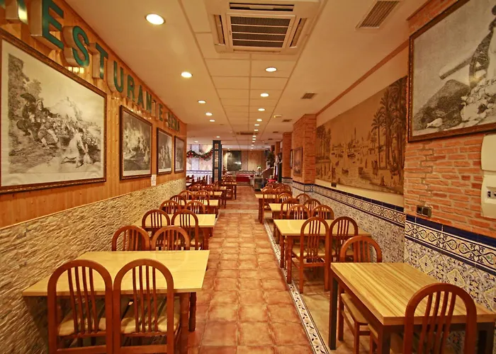 巴黎特罗酒店 酒店 萨拉戈萨