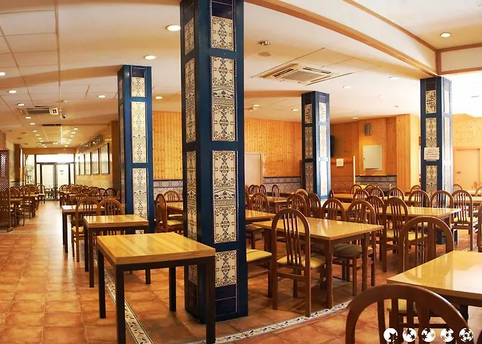 巴黎特罗酒店 酒店 2*